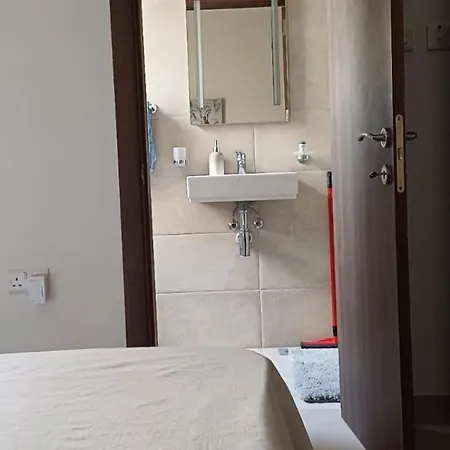 Cozy Private In In Hal Safi, Malta *