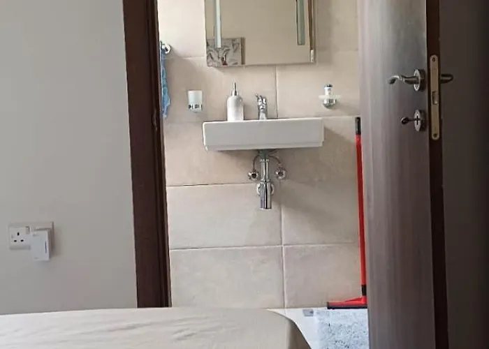 Cozy Private In In Hal Safi, Malta *